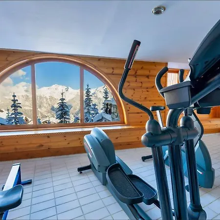 L' Arc-en-ciel Des Neiges Apartment Courchevel